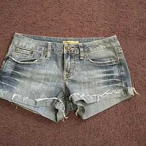 YMI JEAN SHORTS SIZE 1